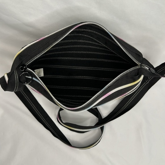 ZIP-IT Medium Tote/Purse - Picture 3 of 8